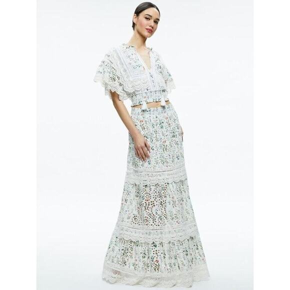 NWT $900 Alice + Olivia White Georgia Floral Tabitha Lace Blouse Skirt Set S - Picture 1 of 16